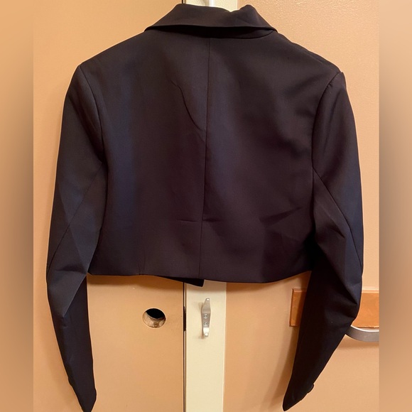 PrettyLittleThing Cropped Blazer - US 6 NWT - Picture 5 of 7